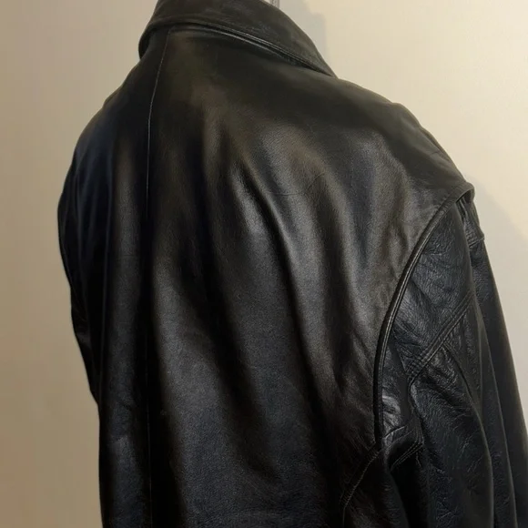 Men’s vintage Wilson, 100% leather biker, buckle jacket - Picture 7 of 11